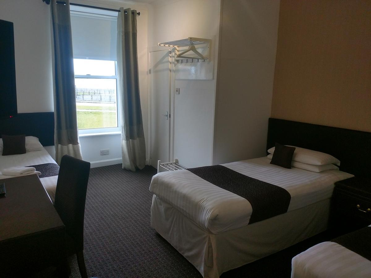 The Park Hotel Данун Екстериор снимка